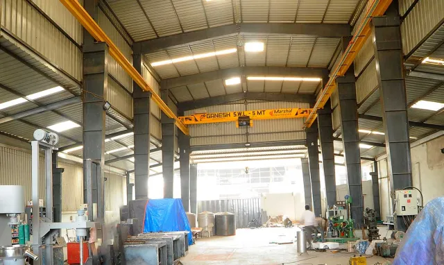 Single Girder EOT Crane manufacturers in Vapi